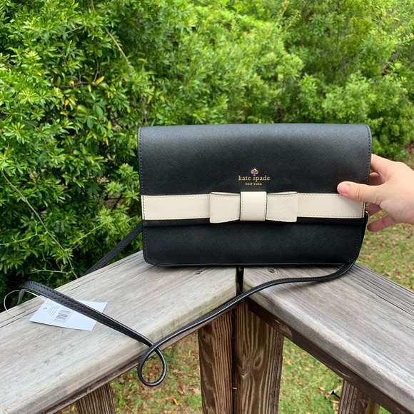 kate spade Handbags - NWT kate spade kirk park veronique crossbody bag